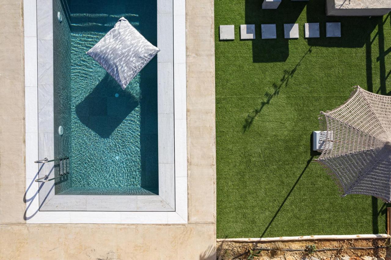Carob Villas, An Eco-Friendly Hideaway Sissi Exterior foto
